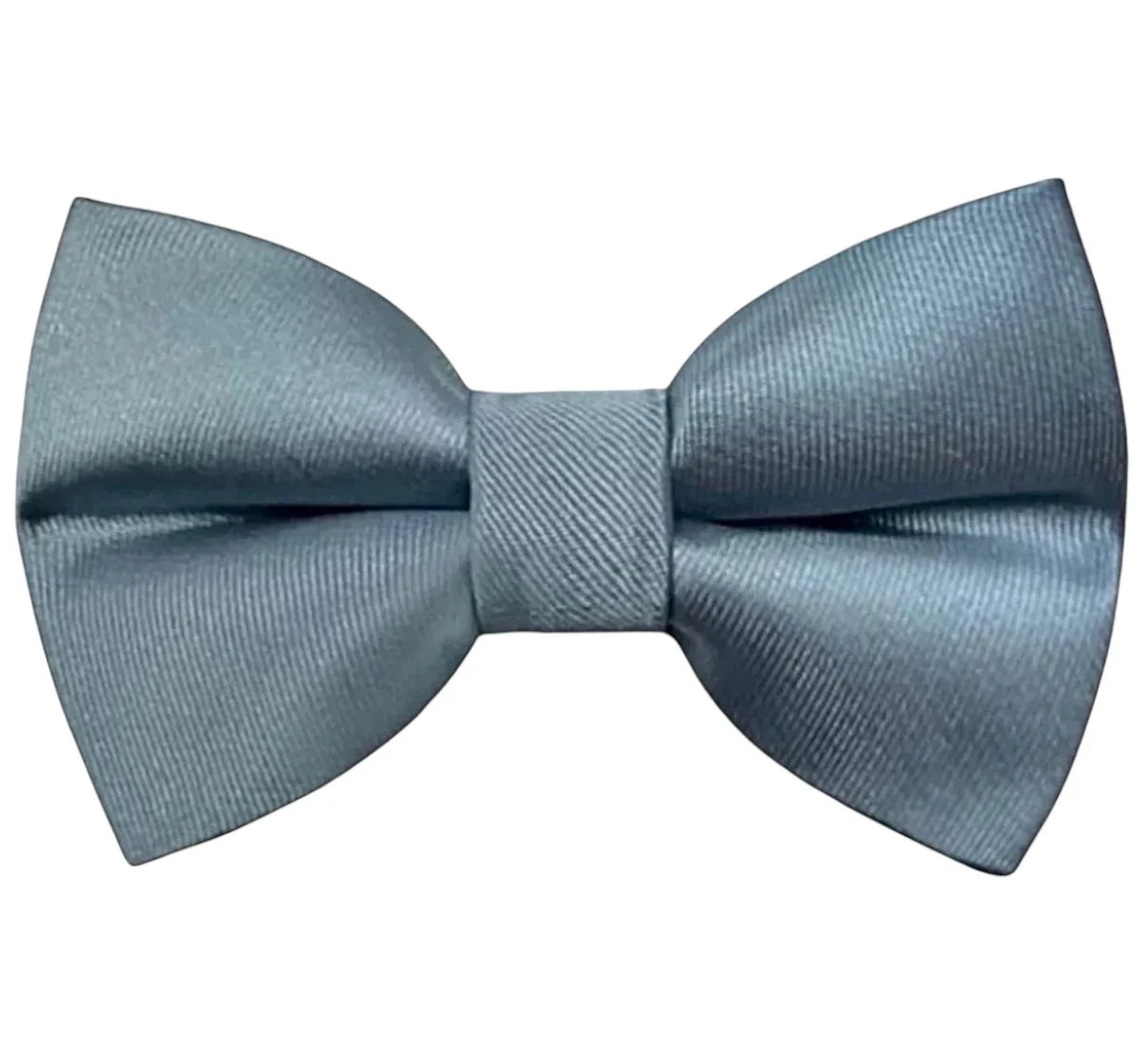 Size chart for suspender and bow tie sets from The Bold Bow Tie. Small (6mo-6yr): 18"-29" suspenders, 3.5" bow. Medium (7-12yr): 25.5"-40" suspenders, 4" bow. Adult (13yr-6ft tall): 25.5"-40" suspenders, 4.5" bow. Big & Tall (Over 6ft tall): 31"-53" suspenders, 4.5" bow. Instructions note to measure from the back waistband over the shoulder to the front waistband for a comfortable fit.