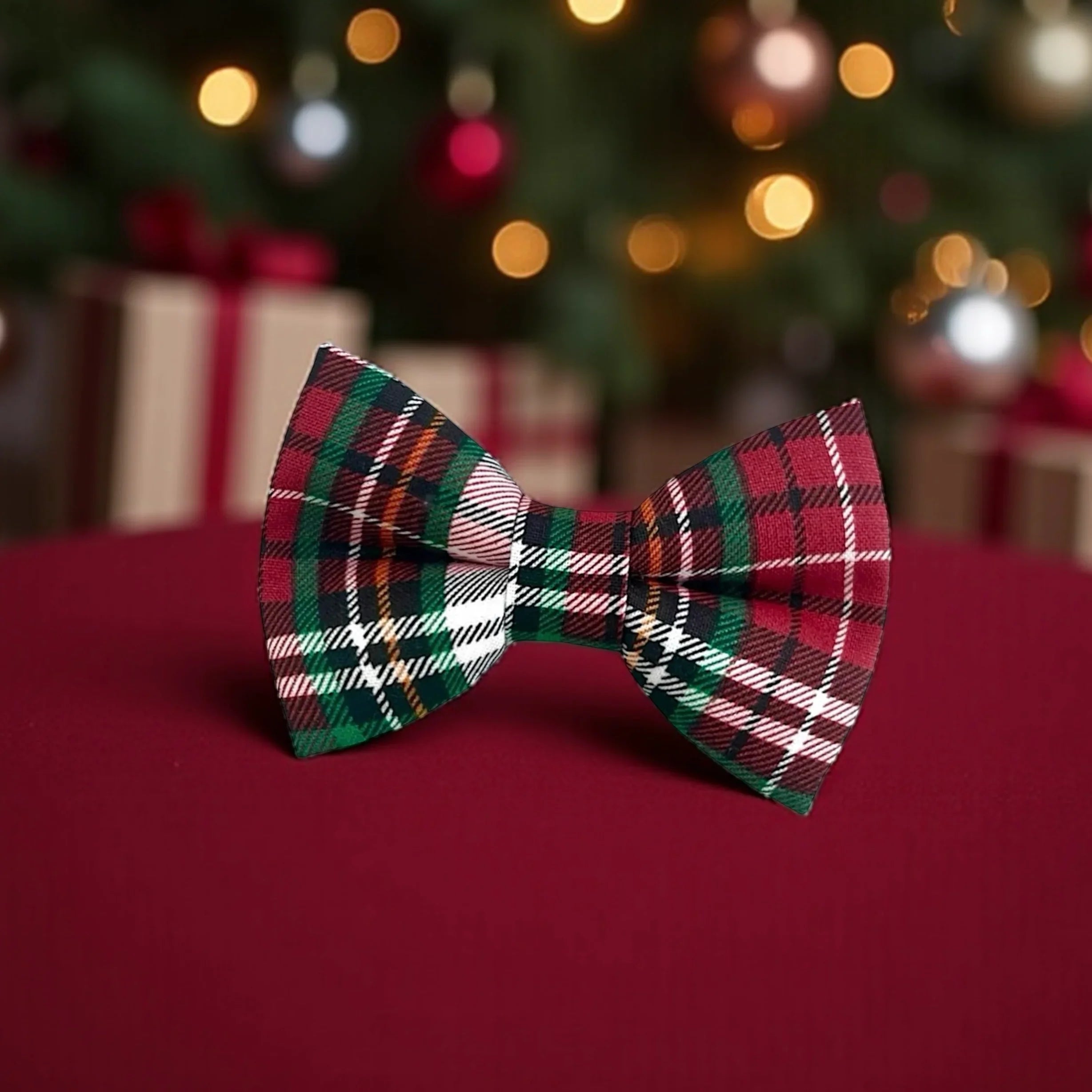 Plaid bow tie for Christmas in red and green plaid.