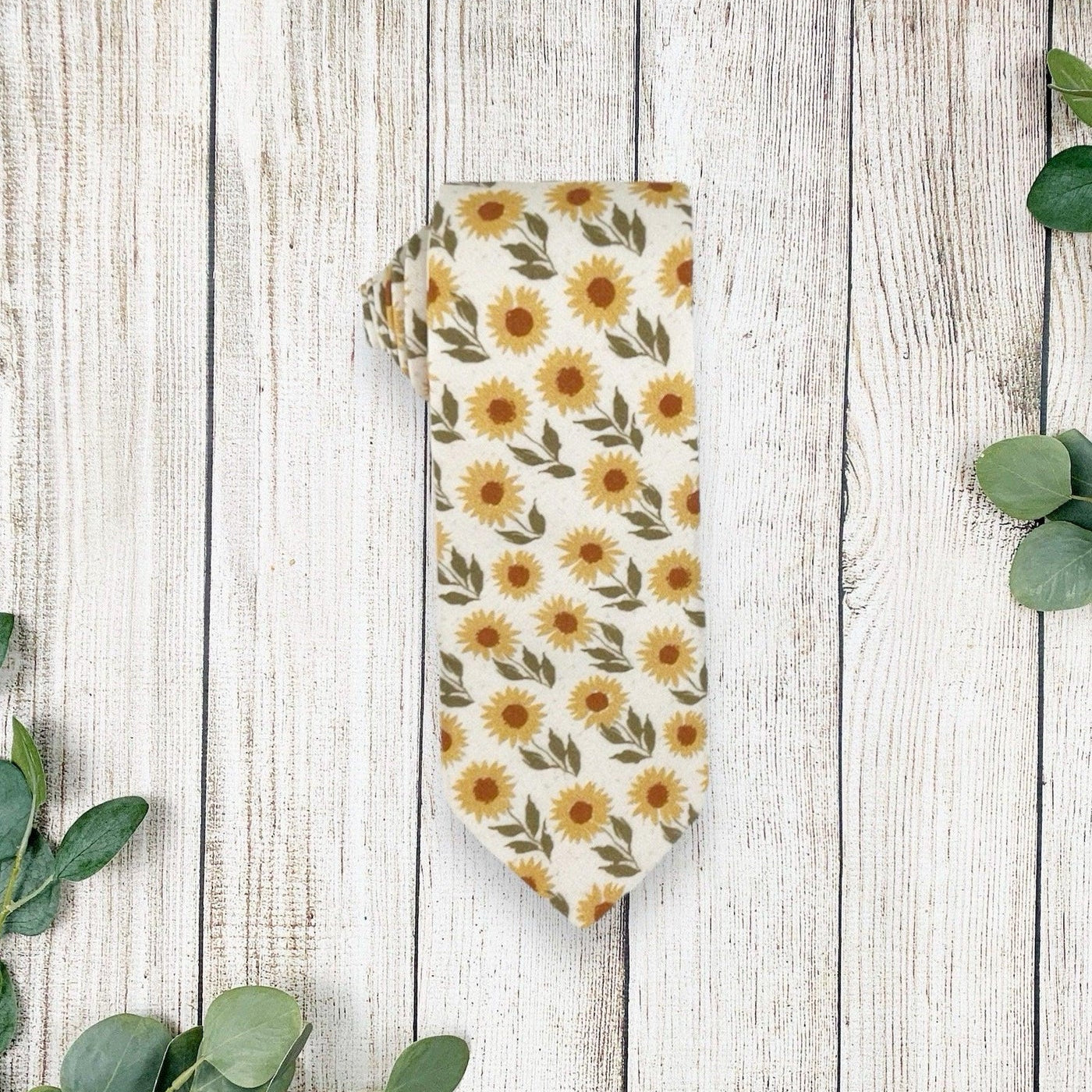 Yellow sunflower men’s tie for wedding.
