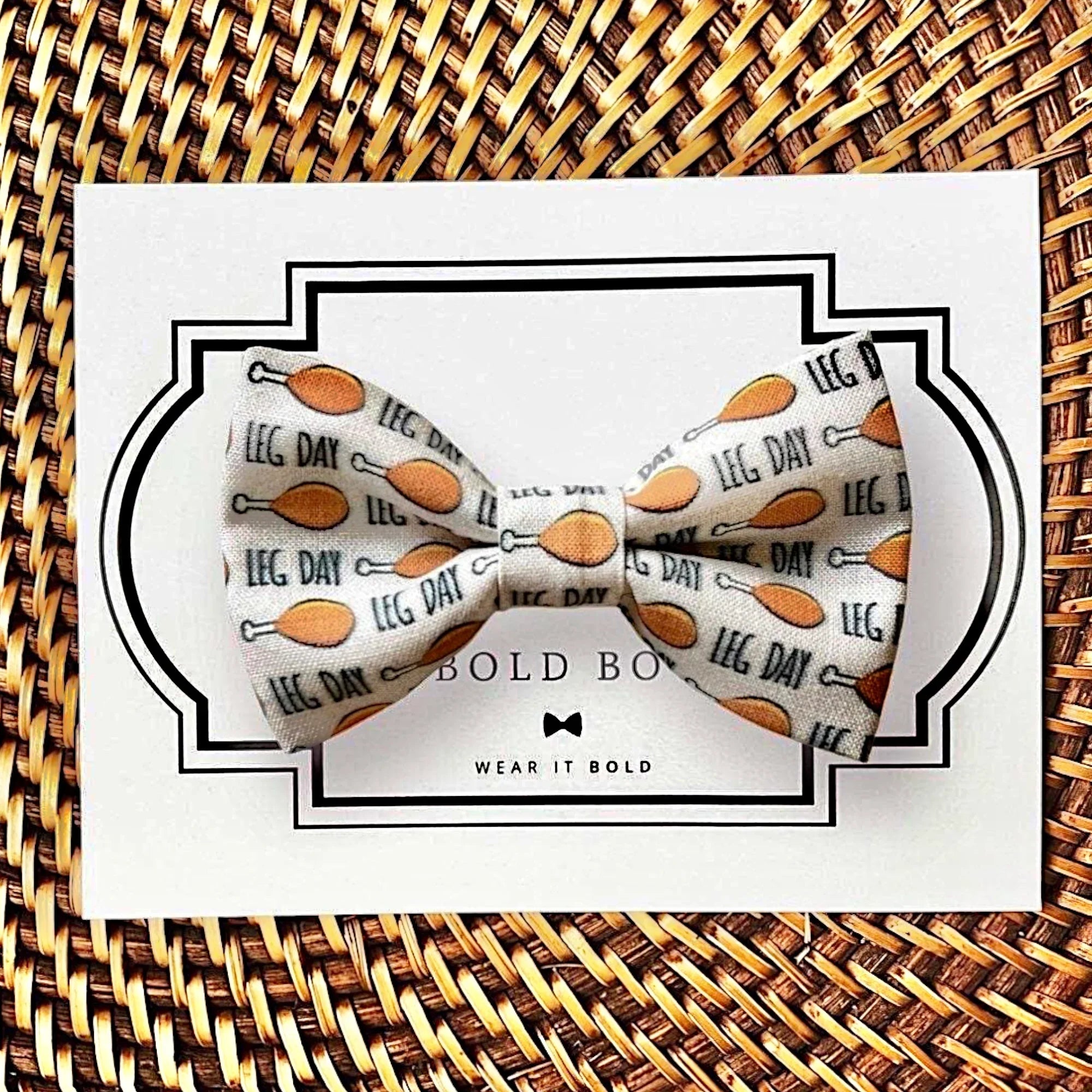 Thanksgiving dog bow tie with "Leg Day" on it