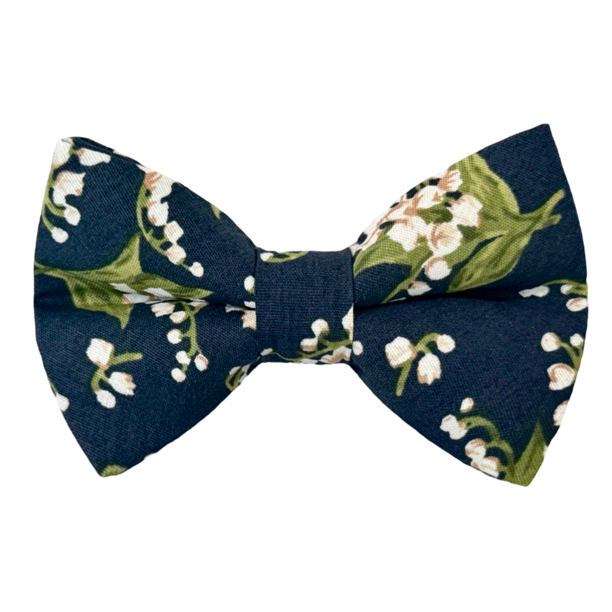 Navy blue & white floral bow tie for wedding.