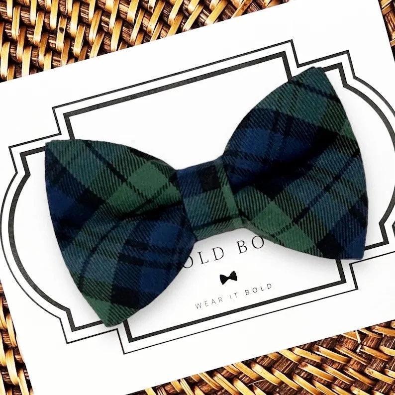Green and Navy Blue Plaid Dog bow tie or Cat bow tie for pet bowtie collar.