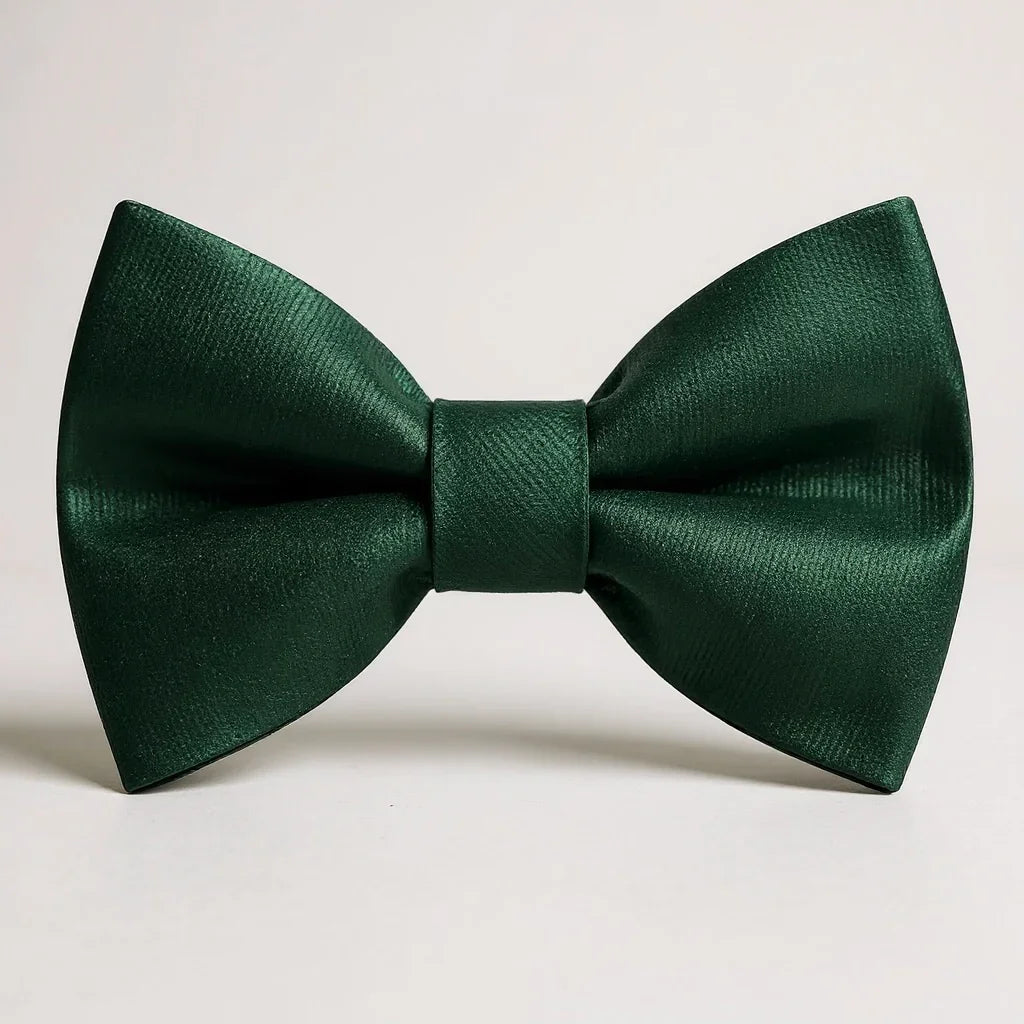 Dark Green bow tie for men, weddings and groomsmen, on a white background