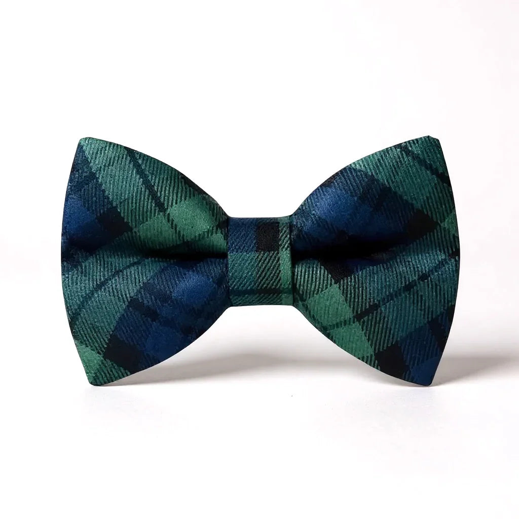 Plaid bow tie in navy and green for boys, toddlers and men.