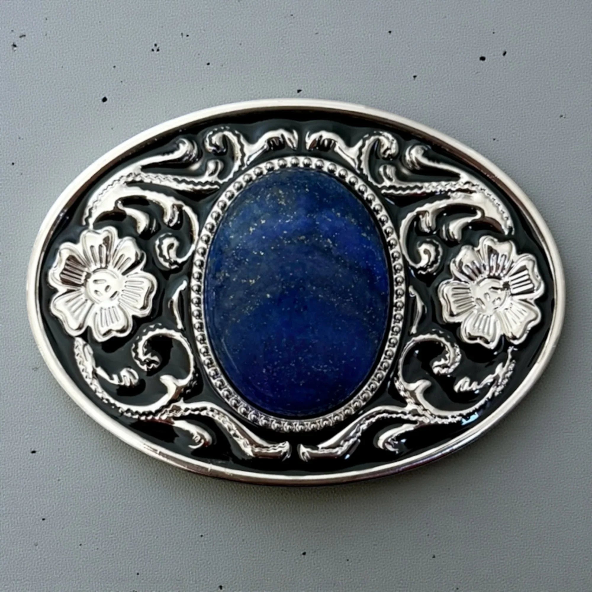 Belt buckle with blue stone