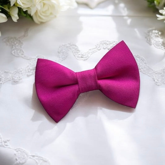 Pink bow tie for wedding