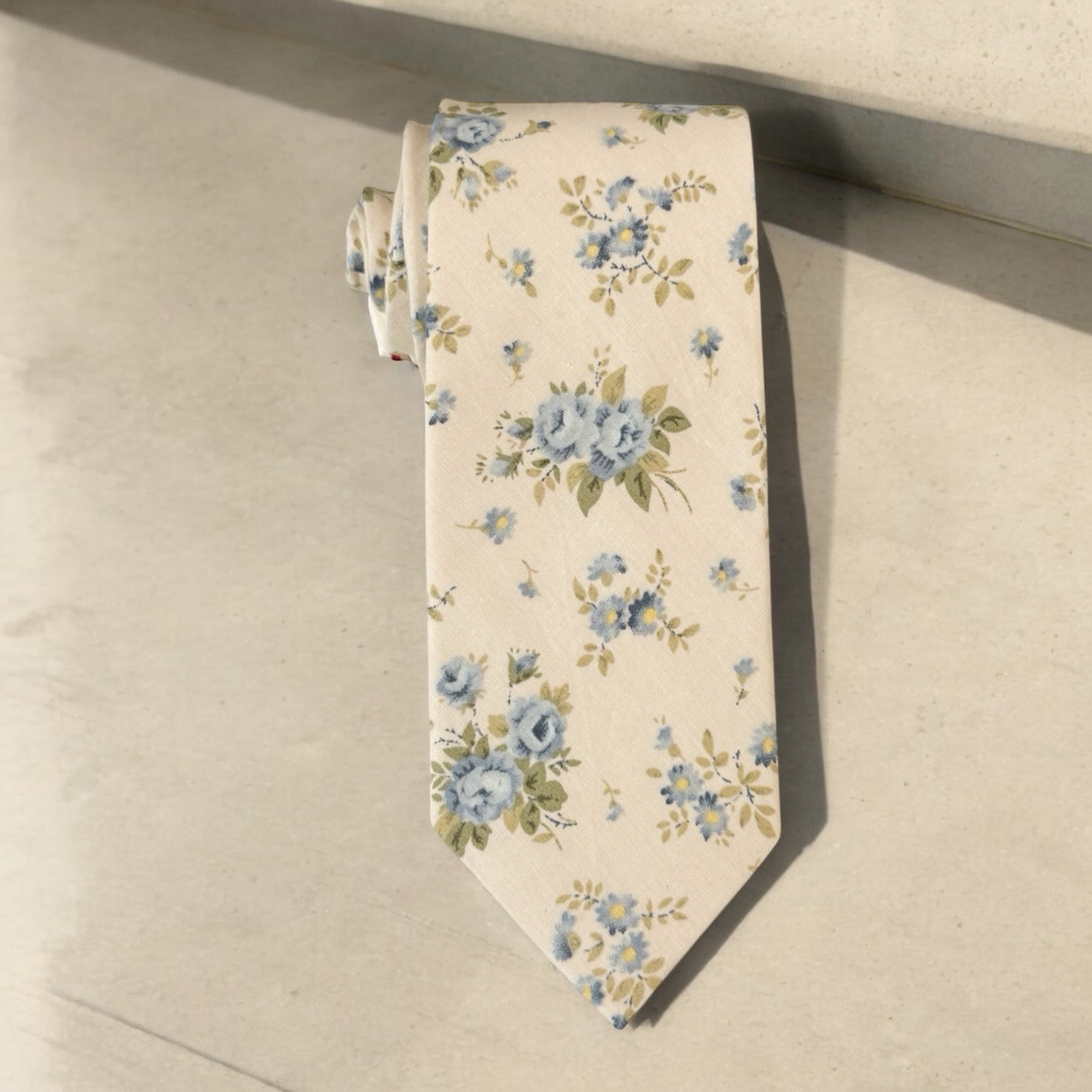 Ivory & blue floral necktie for men’s tie for wedding.