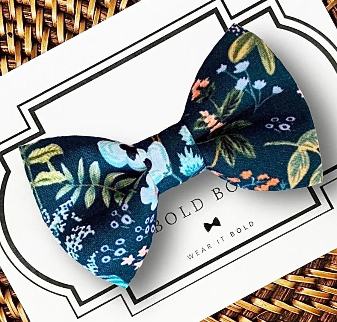 Floral dog bow tie for wedding or dog gift.