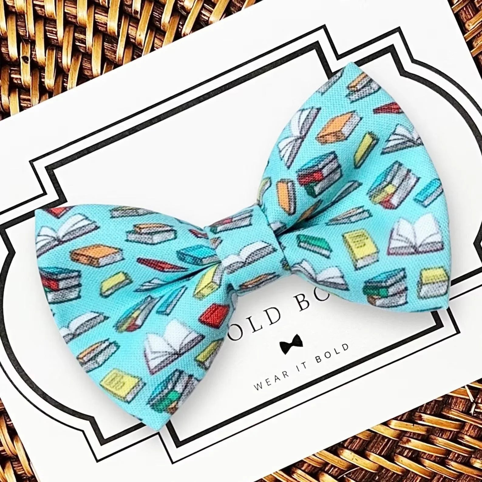 Dog bow tie size chart. Size Small is 3 1/2 inches wide for small dogs under 15 lbs. Size Medium is 4 inches wide for medium dogs between 15 band 40 lbs. Size Large is 4 1/2 inches wide for Large Dogs between 40 band 80 lbs. Size Extra Large is 5 1/2 inches wide for Extra Large Dogs over 80 lbs. Sizing is up to preference and pet bow ties slide on to dog collars with elastic.