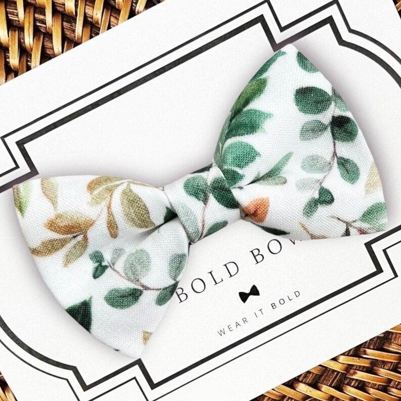 Sage green and gold men’s bow tie for wedding.