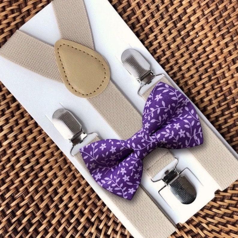 Size chart for suspender and bow tie sets from The Bold Bow Tie. Small (6mo-6yr): 18"-29" suspenders, 3.5" bow. Medium (7-12yr): 25.5"-40" suspenders, 4" bow. Adult (13yr-6ft tall): 25.5"-40" suspenders, 4.5" bow. Big & Tall (Over 6ft tall): 31"-53" suspenders, 4.5" bow. Instructions note to measure from the back waistband over the shoulder to the front waistband for a comfortable fit.