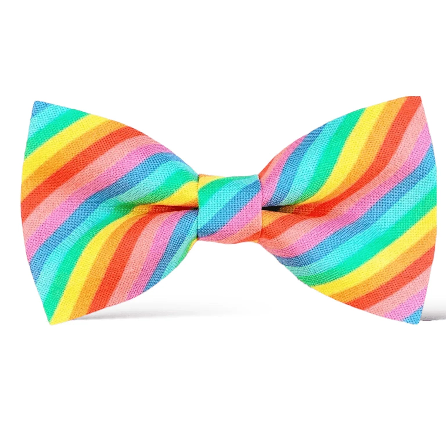 Size chart for pre-tied bow ties from The Bold Bow Tie detailing measurements across three sizes. Small is 3.5 inches wide and recommended for ages 6 months to 5 years. Medium is 4 inches wide and recommended for ages 6 to 12 years. Large is 4.5 inches wide and recommended for ages 13 years and up. Visual icons illustrate the relative sizes with horizontal arrows showing that width is measured from wingtip to wingtip. Bottom text notes that all bow ties are pre-tied and ready to add to your outfit.