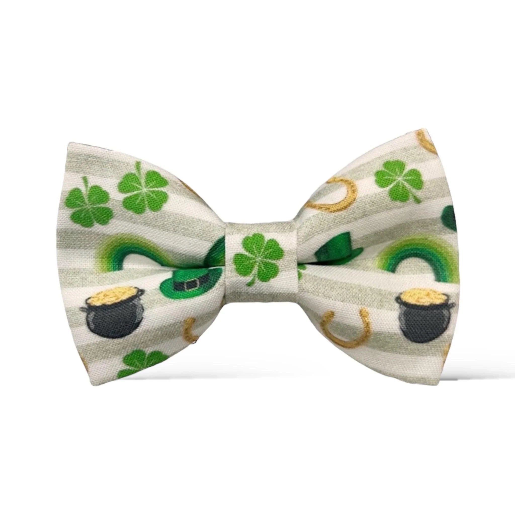 Size chart for pre-tied bow ties from The Bold Bow Tie detailing measurements across three sizes. Small is 3.5 inches wide and recommended for ages 6 months to 5 years. Medium is 4 inches wide and recommended for ages 6 to 12 years. Large is 4.5 inches wide and recommended for ages 13 years and up. Visual icons illustrate the relative sizes with horizontal arrows showing that width is measured from wingtip to wingtip. Bottom text notes that all bow ties are pre-tied and ready to add to your outfit.