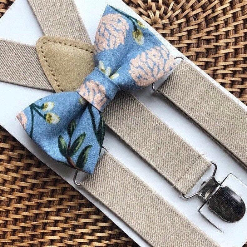 Size chart for suspender and bow tie sets from The Bold Bow Tie. Small (6mo-6yr): 18"-29" suspenders, 3.5" bow. Medium (7-12yr): 25.5"-40" suspenders, 4" bow. Adult (13yr-6ft tall): 25.5"-40" suspenders, 4.5" bow. Big & Tall (Over 6ft tall): 31"-53" suspenders, 4.5" bow. Instructions note to measure from the back waistband over the shoulder to the front waistband for a comfortable fit.