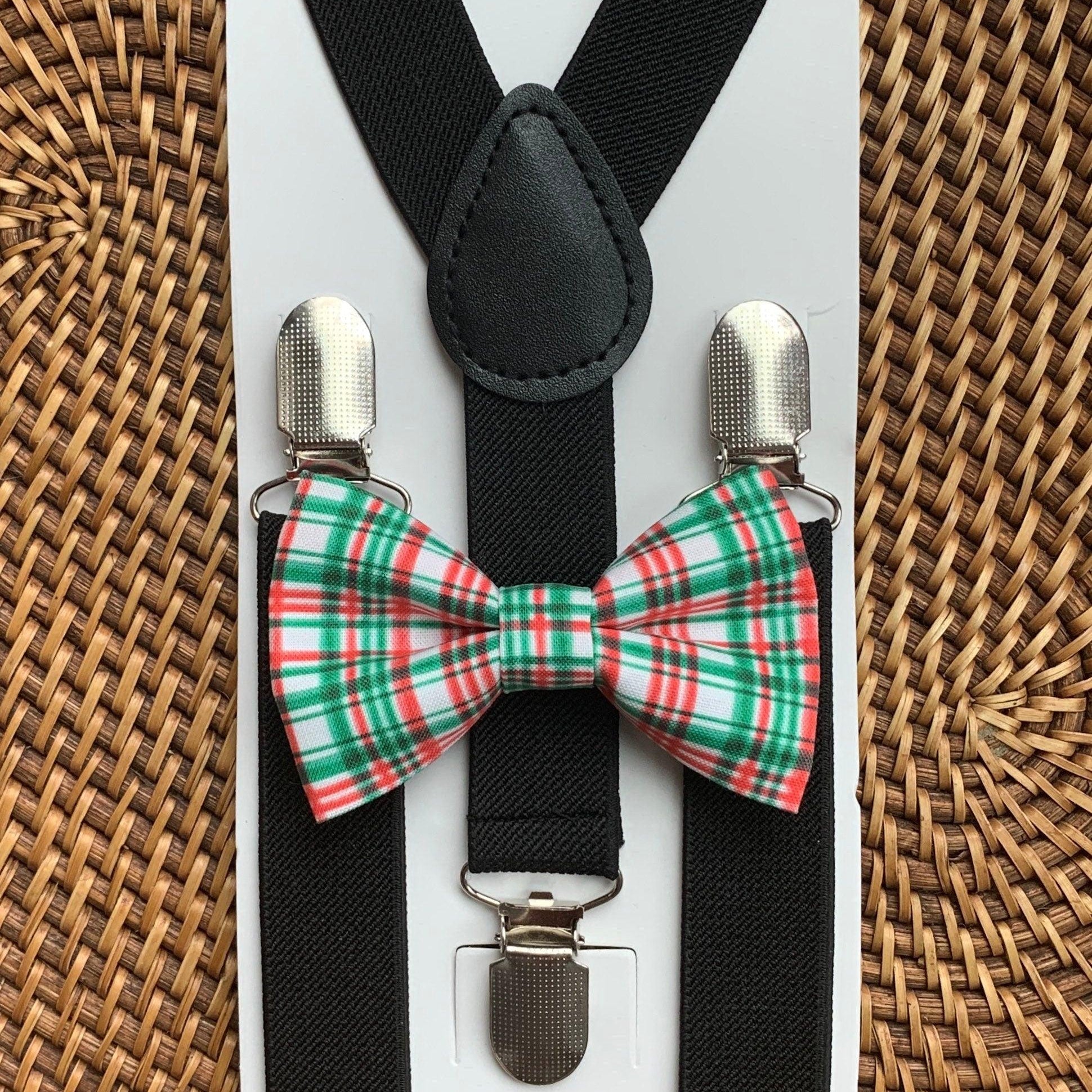 Size chart for suspender and bow tie sets from The Bold Bow Tie. Small (6mo-6yr): 18"-29" suspenders, 3.5" bow. Medium (7-12yr): 25.5"-40" suspenders, 4" bow. Adult (13yr-6ft tall): 25.5"-40" suspenders, 4.5" bow. Big & Tall (Over 6ft tall): 31"-53" suspenders, 4.5" bow. Instructions note to measure from the back waistband over the shoulder to the front waistband for a comfortable fit.