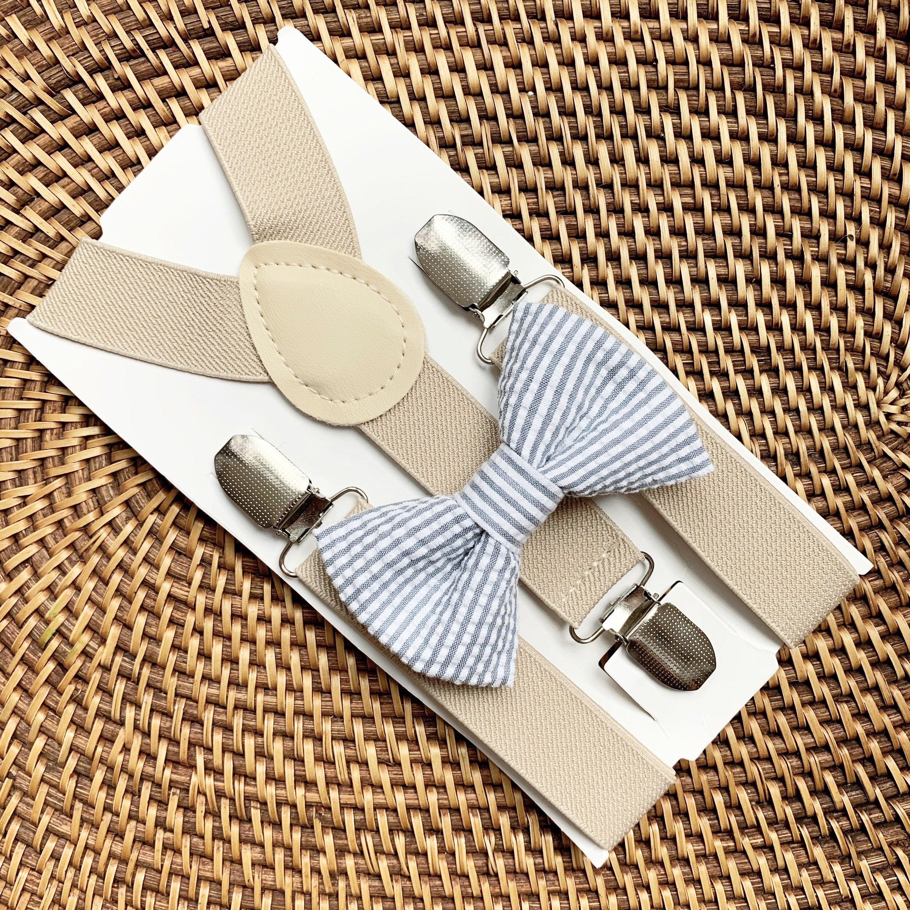 Size chart for suspender and bow tie sets from The Bold Bow Tie. Small (6mo-6yr): 18"-29" suspenders, 3.5" bow. Medium (7-12yr): 25.5"-40" suspenders, 4" bow. Adult (13yr-6ft tall): 25.5"-40" suspenders, 4.5" bow. Big & Tall (Over 6ft tall): 31"-53" suspenders, 4.5" bow. Instructions note to measure from the back waistband over the shoulder to the front waistband for a comfortable fit.