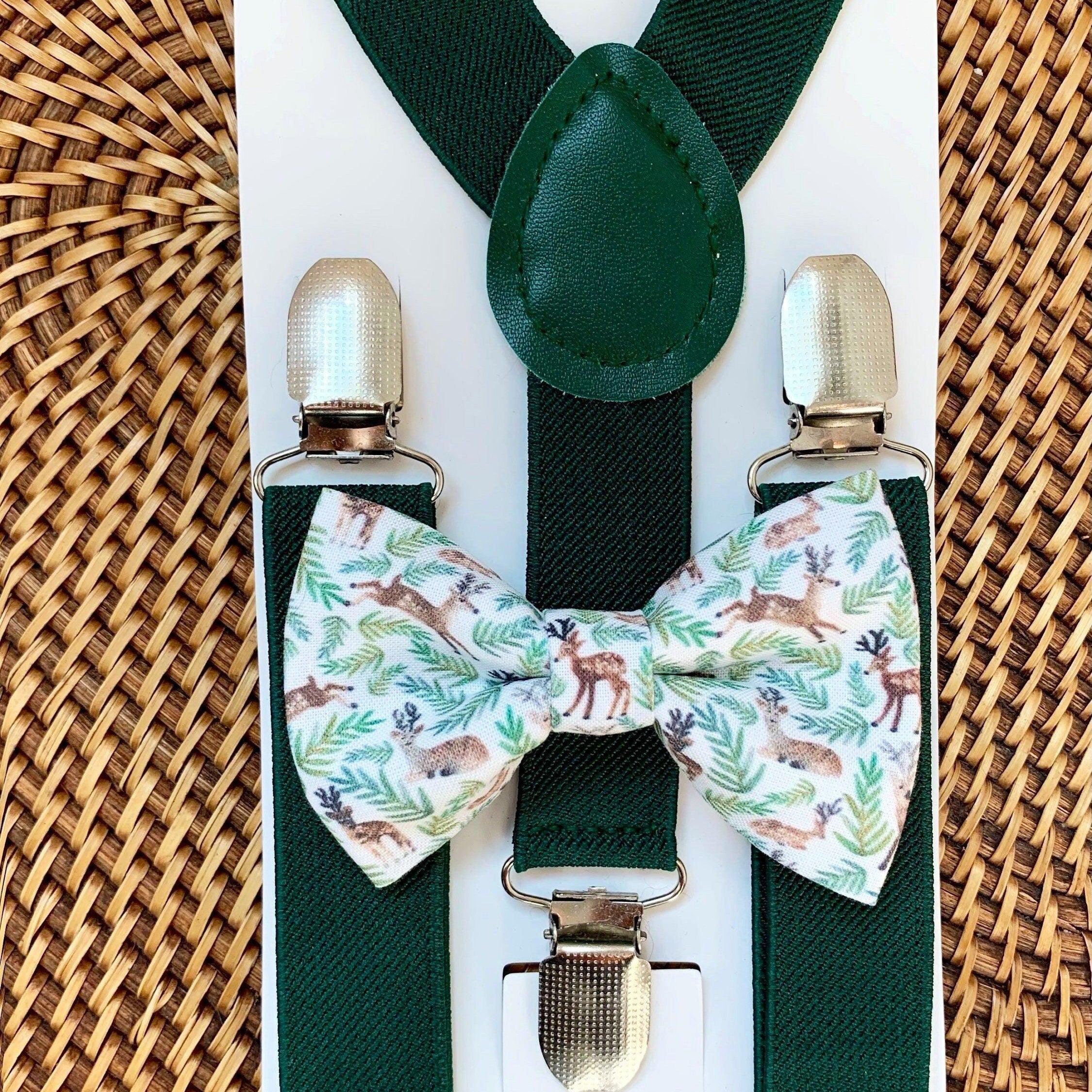 Size chart for suspender and bow tie sets from The Bold Bow Tie. Small (6mo-6yr): 18"-29" suspenders, 3.5" bow. Medium (7-12yr): 25.5"-40" suspenders, 4" bow. Adult (13yr-6ft tall): 25.5"-40" suspenders, 4.5" bow. Big & Tall (Over 6ft tall): 31"-53" suspenders, 4.5" bow. Instructions note to measure from the back waistband over the shoulder to the front waistband for a comfortable fit.