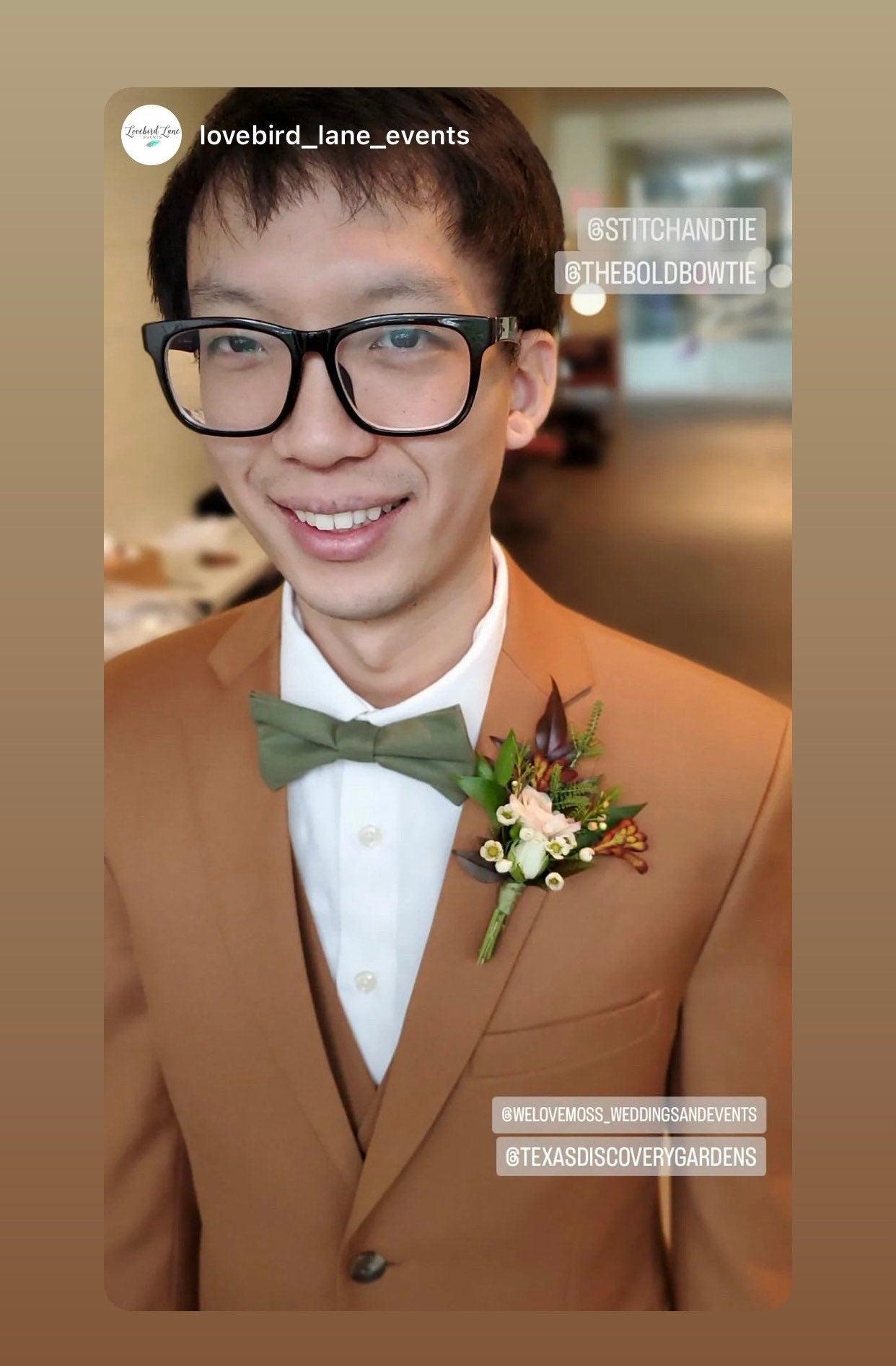 Olive green Men’s Bow Tie & cognac Brown Suspenders Set for wedding