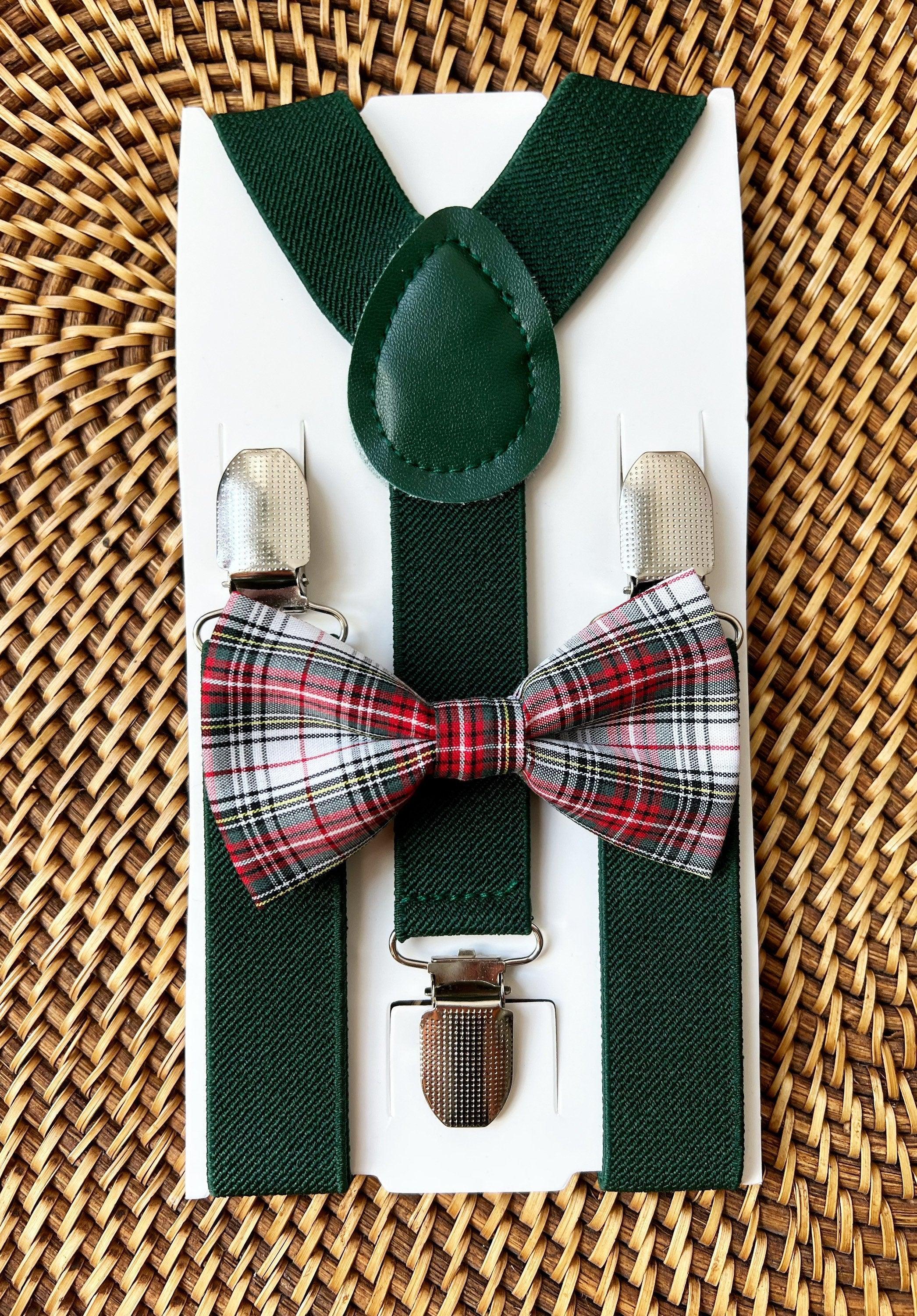 The Bold Bow Tie size chart for bow tie and suspender sets showing Small, Medium, Adult, and Big & Tall sizes with typical age ranges, suspender lengths, and bow tie widths. Small fits ages 6 months–6 years with 18–29 inch suspenders and a 3.5 inch bow tie; Medium fits ages 7–12 years with 25.5–40 inch suspenders and a 4 inch bow tie; Adult fits ages 13 years–6 feet tall with 25.5–40 inch suspenders and a 4.5 inch bow tie; Big & Tall fits over 6 feet tall with 31–53 inch suspenders and a 4.5 inch bow tie.