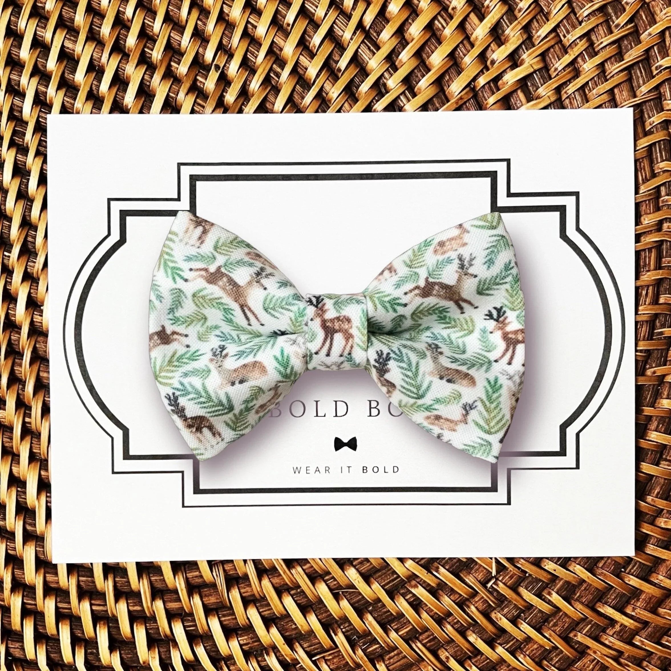 Dog bow tie size chart. Size Small is 3 1/2 inches wide for small dogs under 15 lbs. Size Medium is 4 inches wide for medium dogs between 15 band 40 lbs. Size Large is 4 1/2 inches wide for Large Dogs between 40 band 80 lbs. Size Extra Large is 5 1/2 inches wide for Extra Large Dogs over 80 lbs. Sizing is up to preference and pet bow ties slide on to dog collars with elastic.