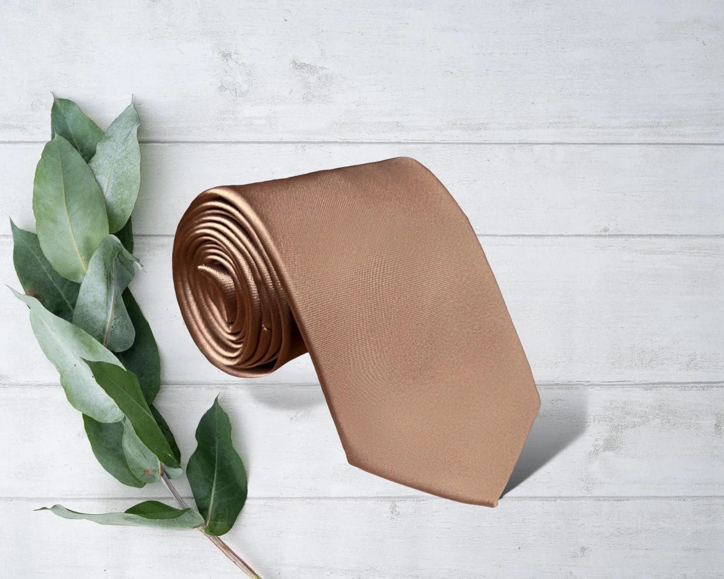 Taupe brown tie for men