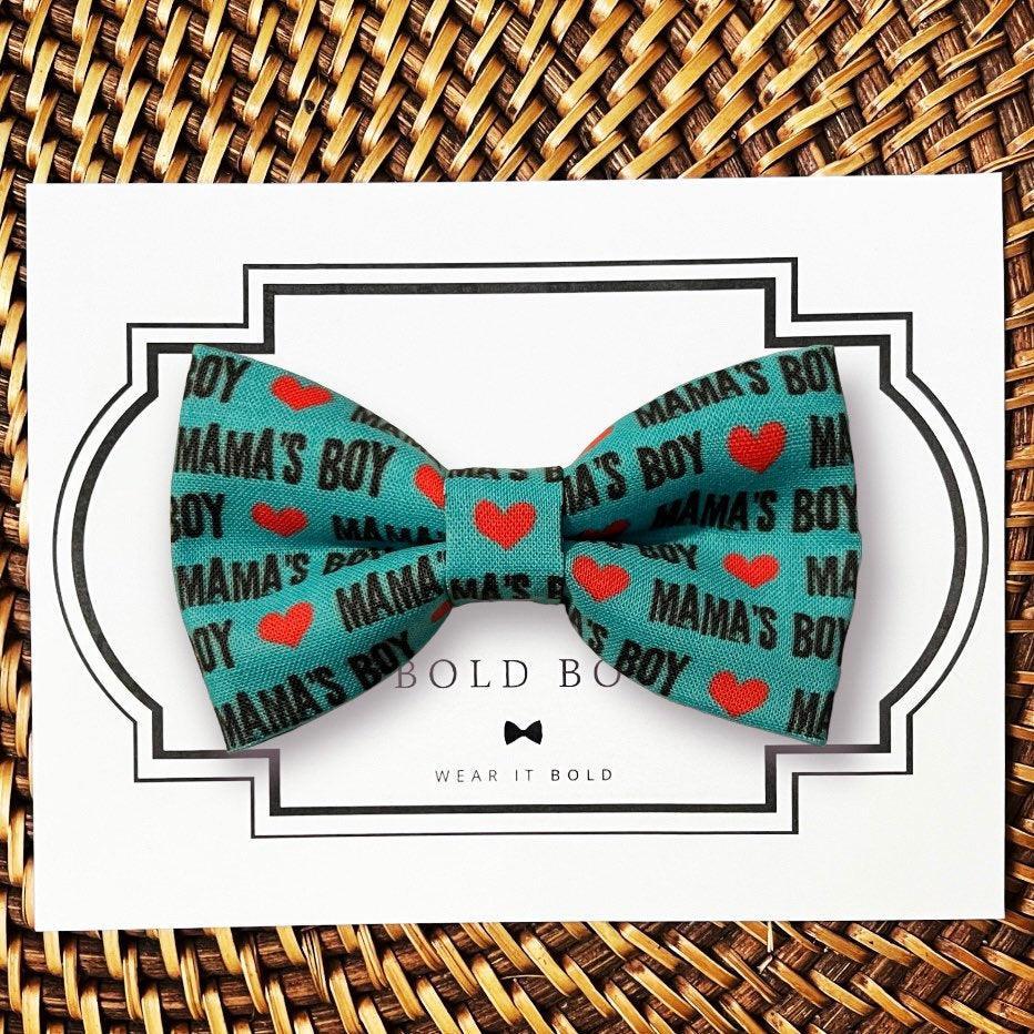 Dog bow tie size chart. Size Small is 3 1/2 inches wide for small dogs under 15 lbs. Size Medium is 4 inches wide for medium dogs between 15 band 40 lbs. Size Large is 4 1/2 inches wide for Large Dogs between 40 band 80 lbs. Size Extra Large is 5 1/2 inches wide for Extra Large Dogs over 80 lbs. Sizing is up to preference and pet bow ties slide on to dog collars with elastic.