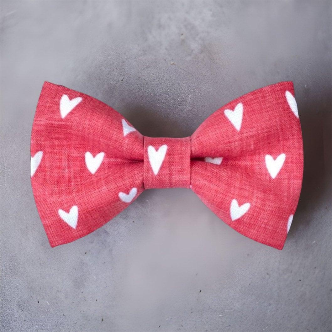 Size chart for suspender and bow tie sets from The Bold Bow Tie. Small (6mo-6yr): 18"-29" suspenders, 3.5" bow. Medium (7-12yr): 25.5"-40" suspenders, 4" bow. Adult (13yr-6ft tall): 25.5"-40" suspenders, 4.5" bow. Big & Tall (Over 6ft tall): 31"-53" suspenders, 4.5" bow. Instructions note to measure from the back waistband over the shoulder to the front waistband for a comfortable fit.