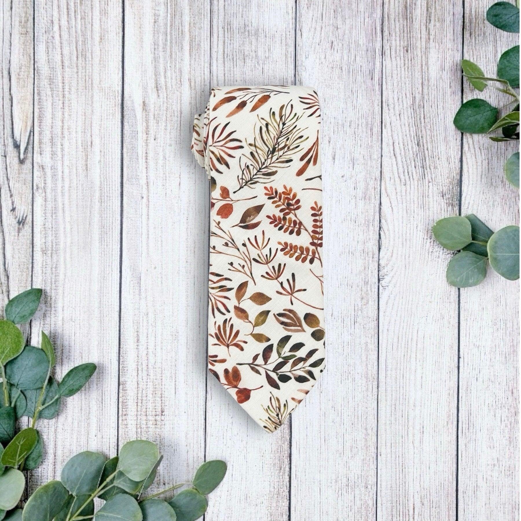 Terracotta floral men’s tie for wedding.