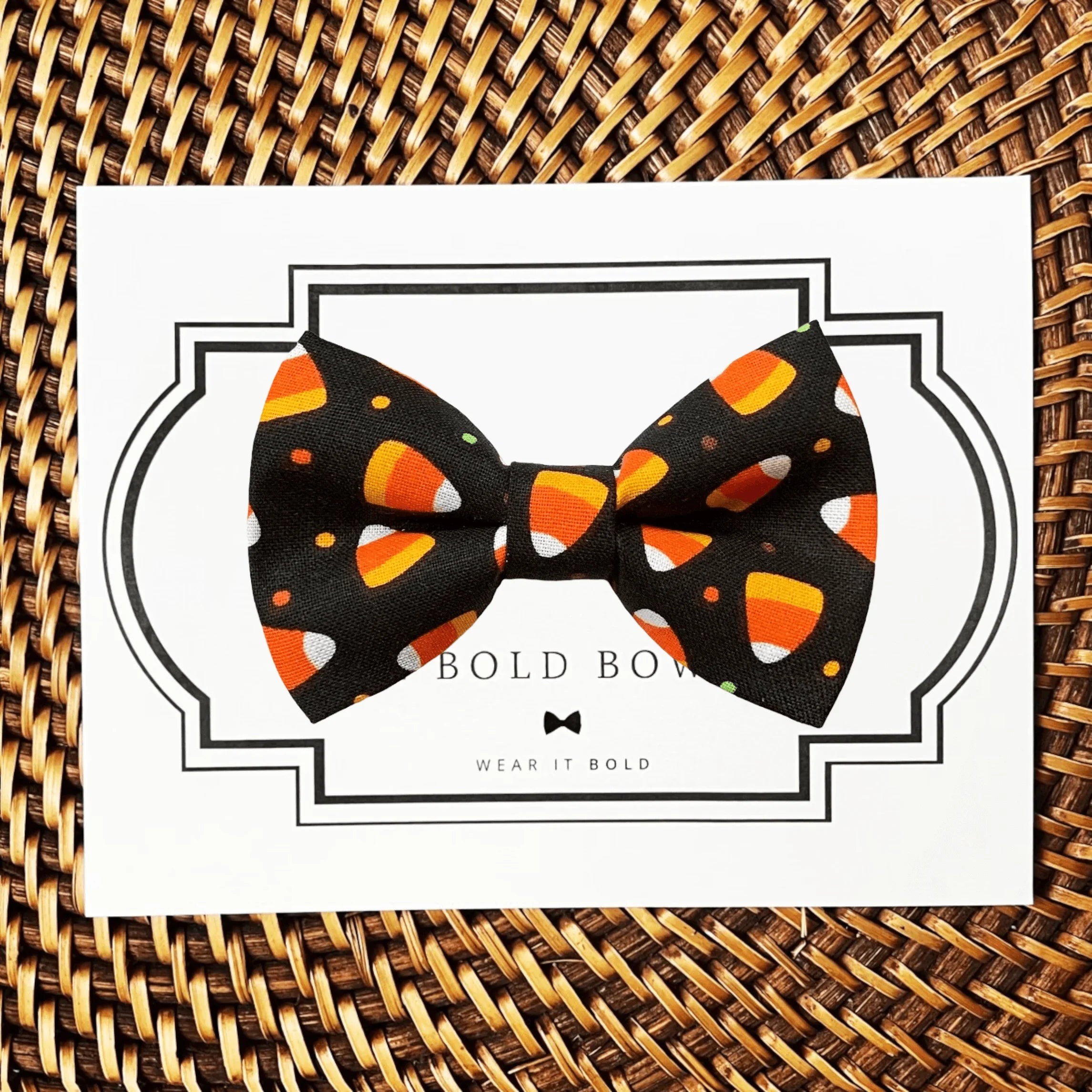 Bow Size Chart: Large: 4 1/2 inches wide by 2 1/2 inches tall Medium: 4 inches wide by 2 1/2 inches tall Small: 3 inches wide by 2 inches tall