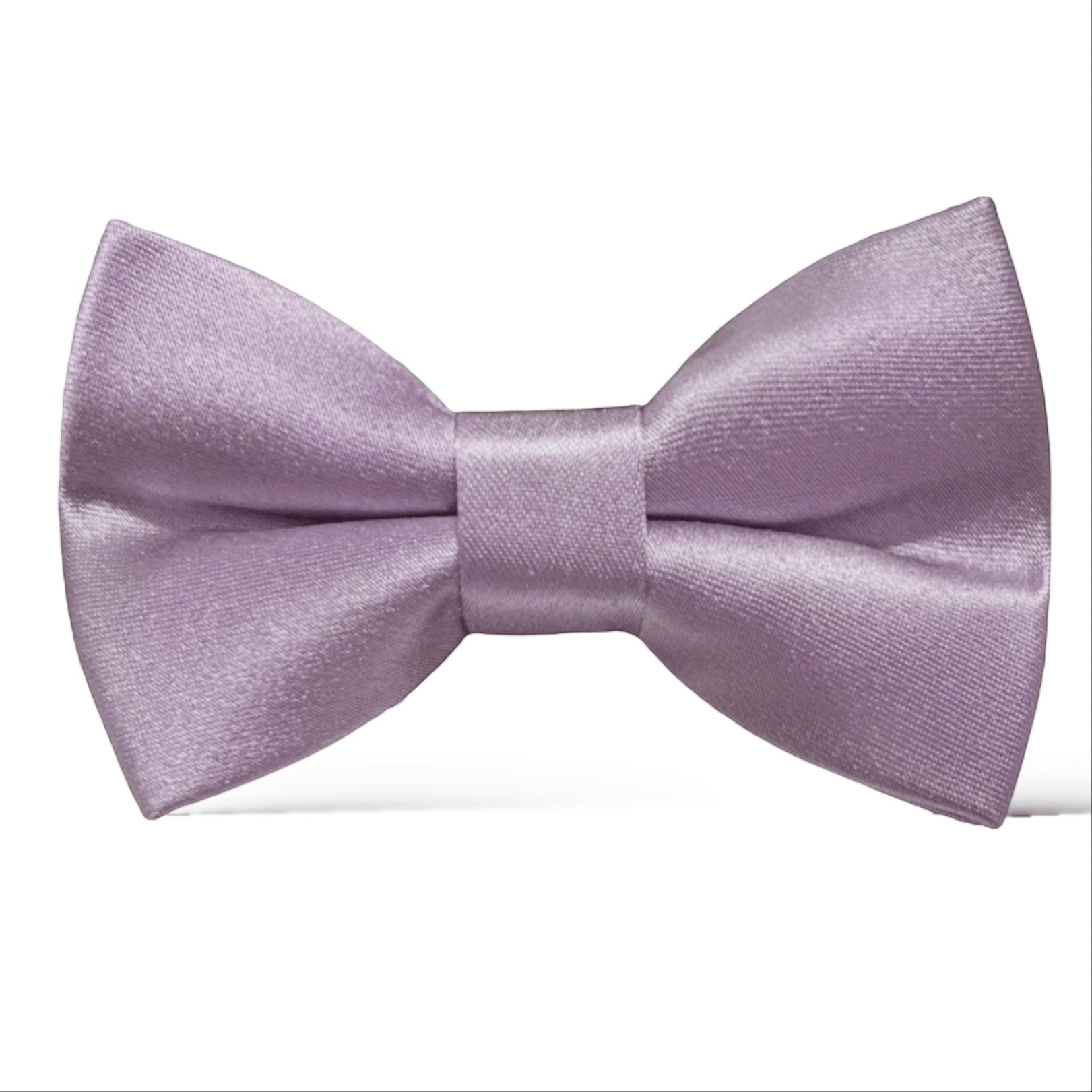 Lavender bow tie for men, weddings and groomsmen, on a white background