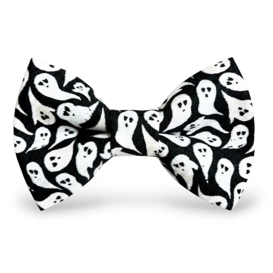 Halloween bow tie with ghosts in black and white cotton.