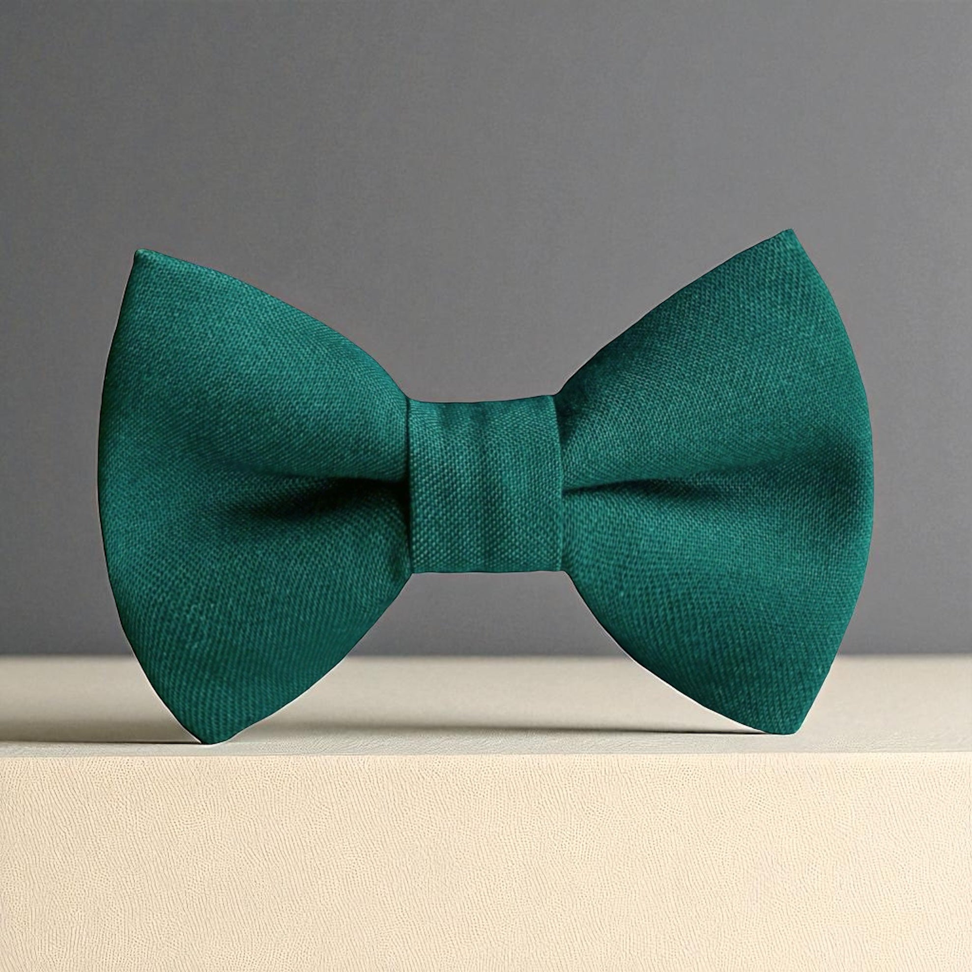 Emerald Green Bow Tie for weddings, groomsmen and ring bearers.