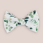 Load image into Gallery viewer, Dark Green Floral Hair Bow
