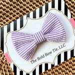 Load image into Gallery viewer, Lavender Seersucker Bow Tie for Dog and Cat Collar
