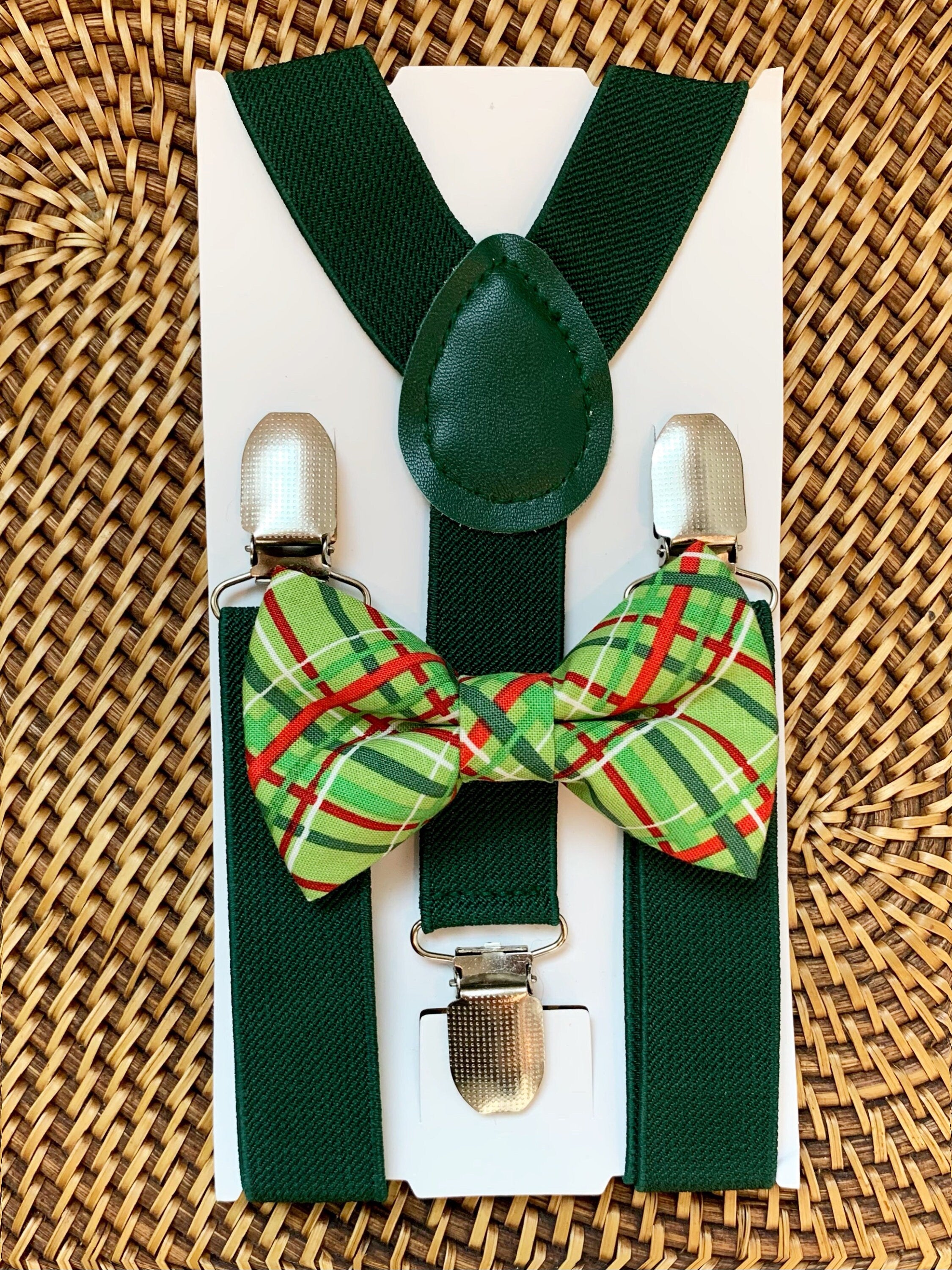 Christmas Swirly Bow Tie & Green Suspenders Set