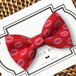 Load image into Gallery viewer, Red Kiss Bow for Dog Collar and Cat Collar
