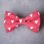 Load image into Gallery viewer, Red Hearts Bow Tie &amp; Light Gray Suspenders Set
