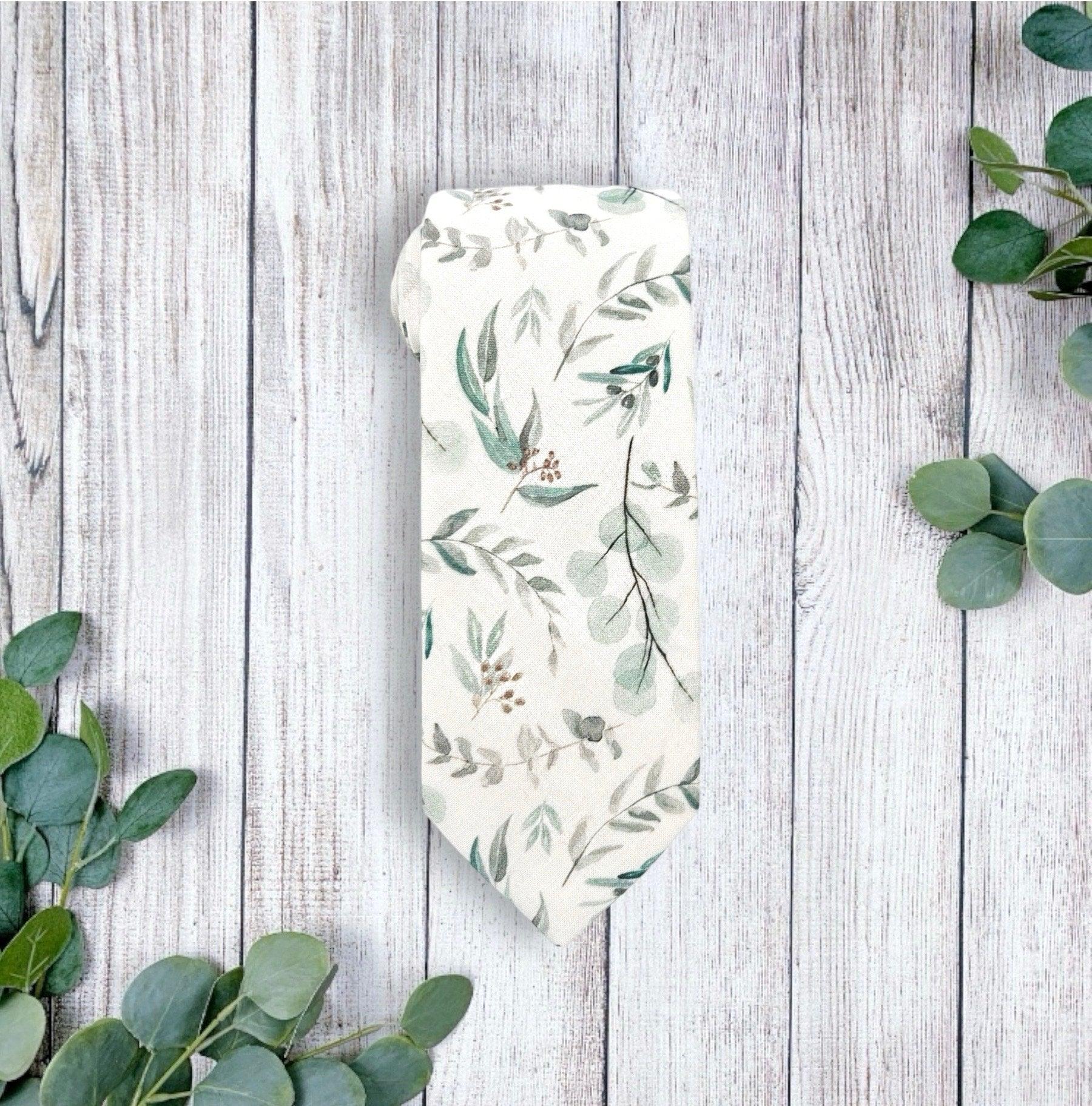 Floral sage tie for weddings.